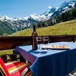 Haus Aristella Daire Saas Fee